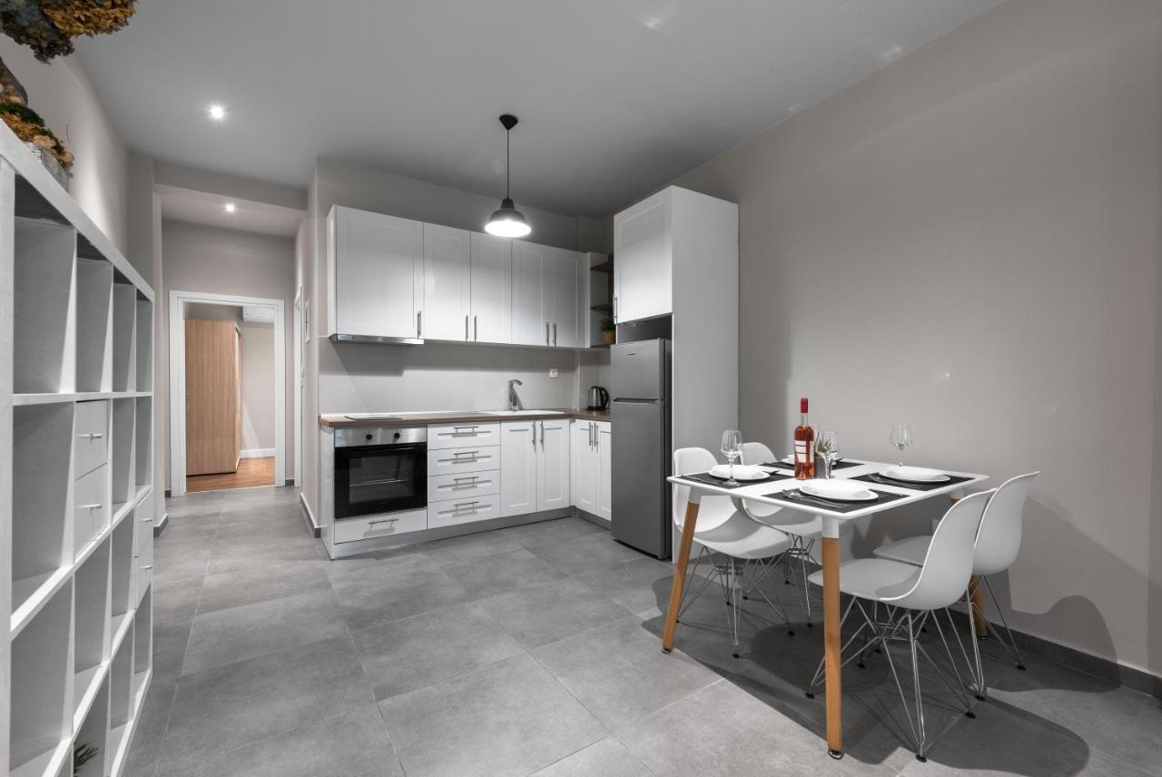 Bonsai Apartments, The Luxury Suites Thessaloniki Buitenkant foto